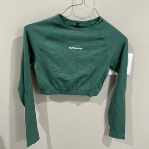 Ivy long sleeve crop